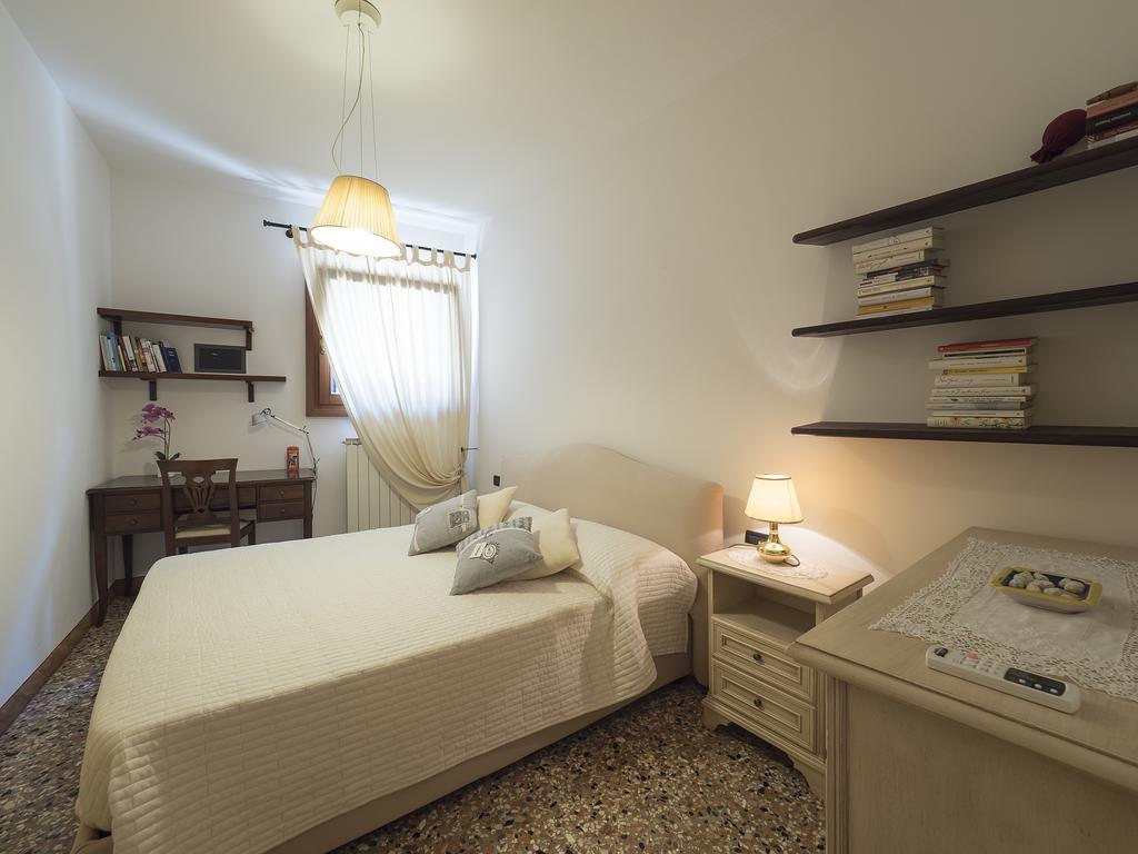 Romantic Lagoon - Canal View Venedig Exterior foto